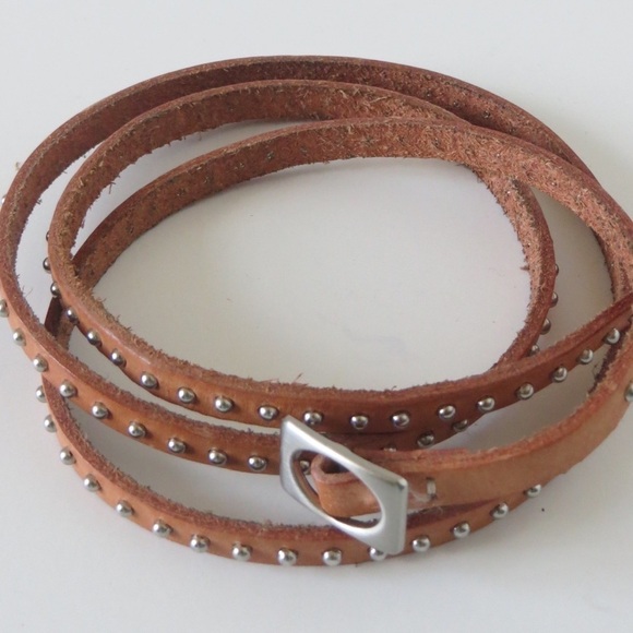 🔴CLEARANCE🔴 Tan Studded Belt - Picture 1 of 1